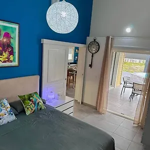 bungalow-f2.comcaribbean.com/